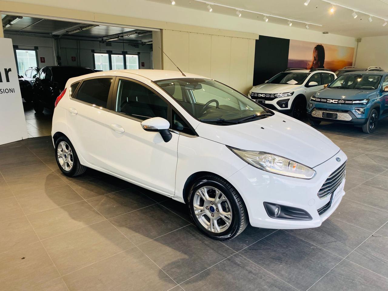 Ford Fiesta 1.5 TDCi 75CV 5 porte Titanium