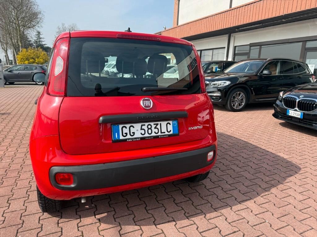 Fiat Panda 1.0 HYBRID 70CV