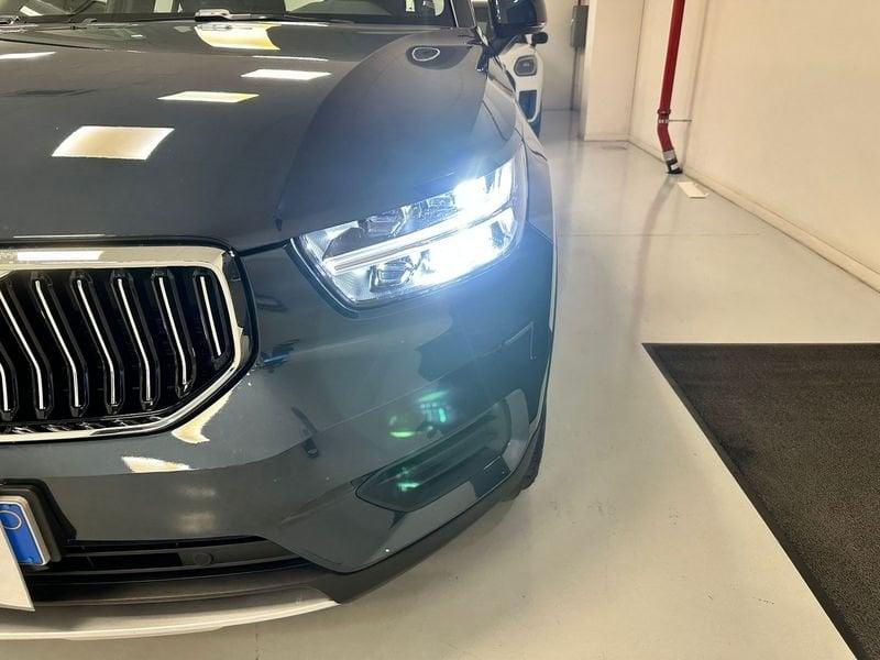 Volvo XC40 1.5 t3 Momentum 163cv auto my21