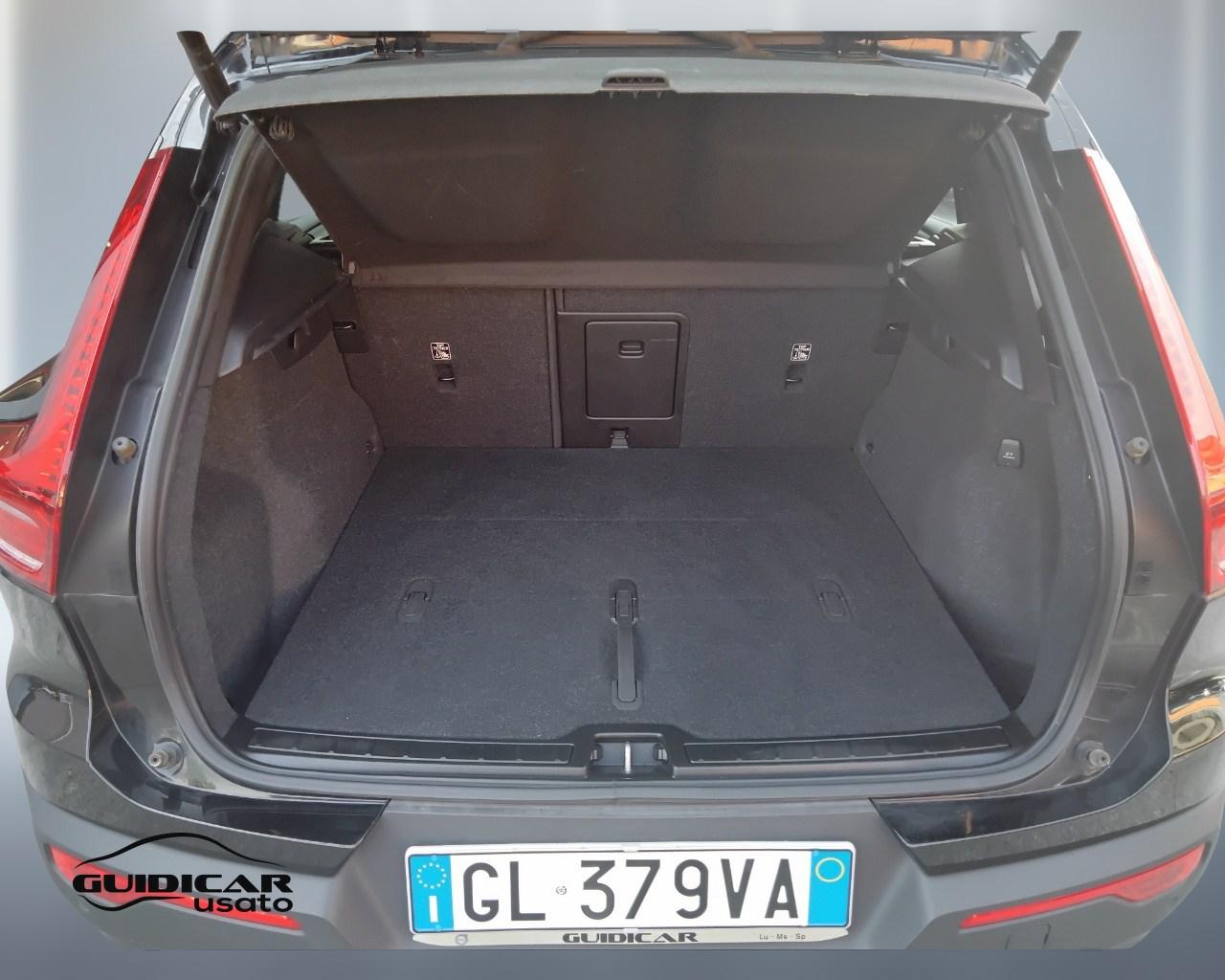 VOLVO XC40 2023 - XC40 1.5 t2 Core auto