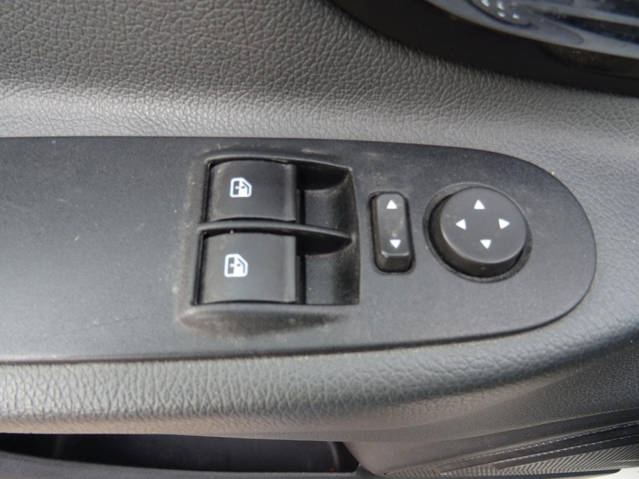 Lancia Ypsilon 1.2 69 CV 5p Platinum TETTO APRIBILE
