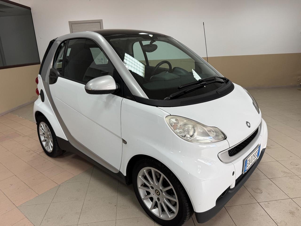 Smart ForTwo 1000 52 kW coupé passion
