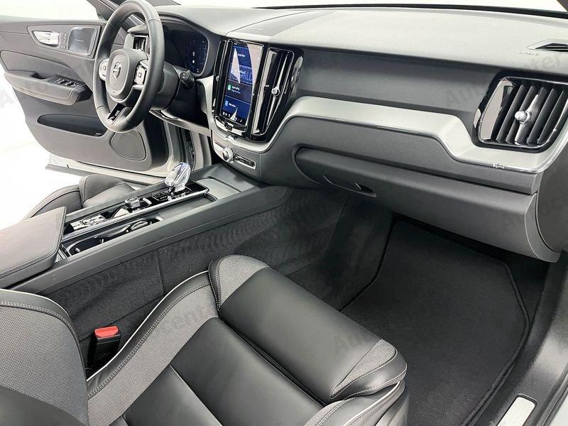 Volvo XC60 XC60 T6 PLUG IN RECHARGE PHEV PLUS DARK AWD AUT