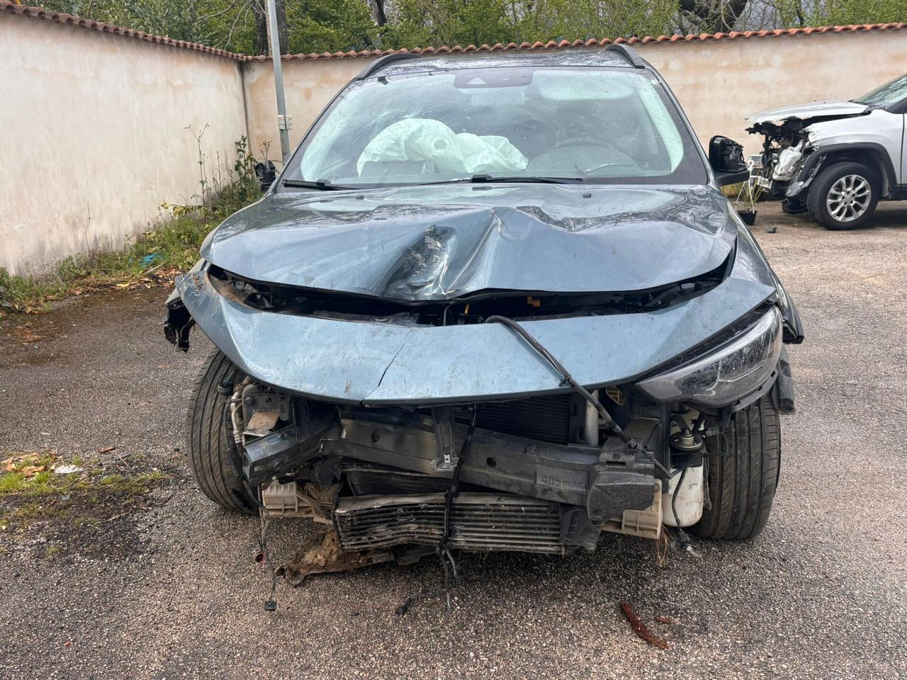 Fiat Tipo 1.6 Mjt S&S 5 porte Cross sinistrata