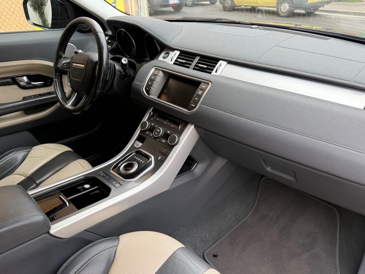 Land Rover Range Evoque 2.2 TD4 5p. Dynamic