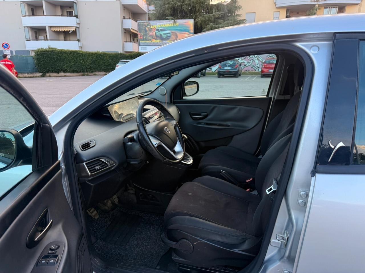 Lancia Ypsilon GPL Garanzia 12 Mesi
