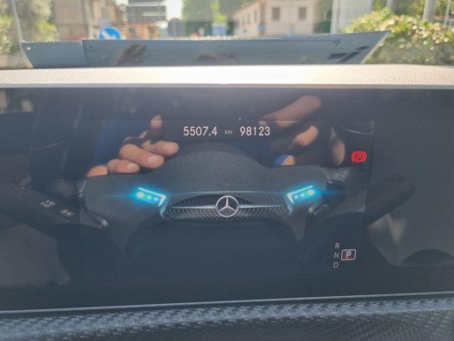 MERCEDES-BENZ A 180 d Automatic Business Extra