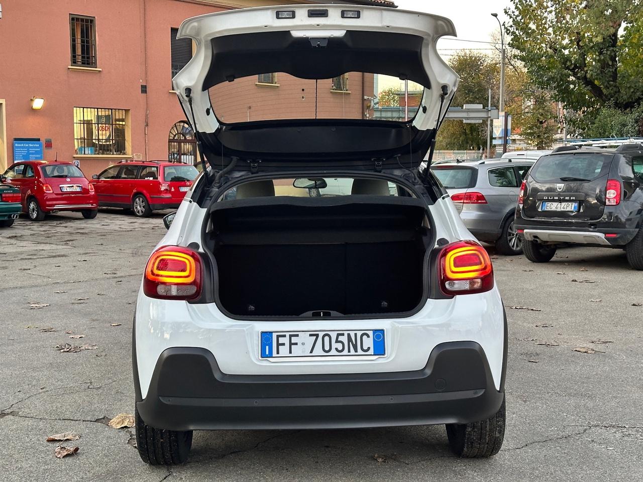 Citroen C3 PureTech 82 Shine solo 130mila km