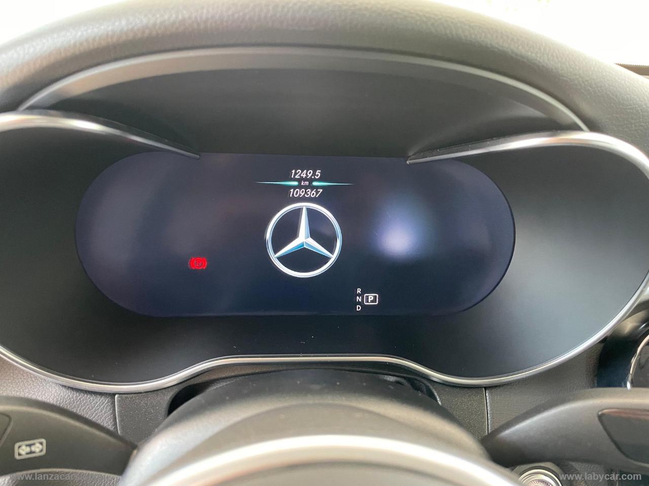 MERCEDES-BENZ GLC 220 d 4Matic Business