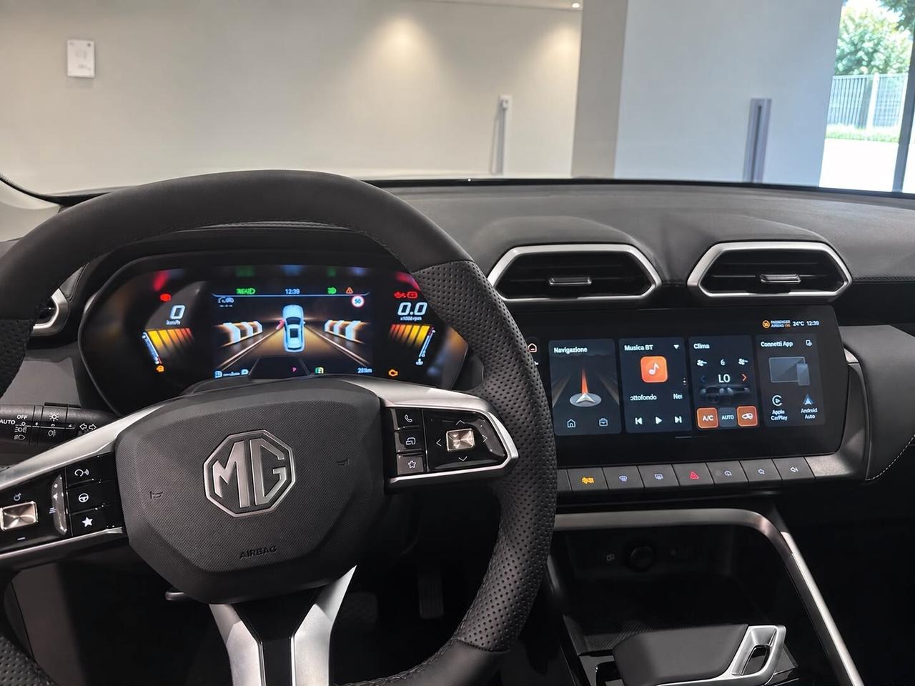 MG ZS 1.5 HYBRID LUXURY SUNROOF *SENZA OBBLIGO DI FINANZIAMENTO*