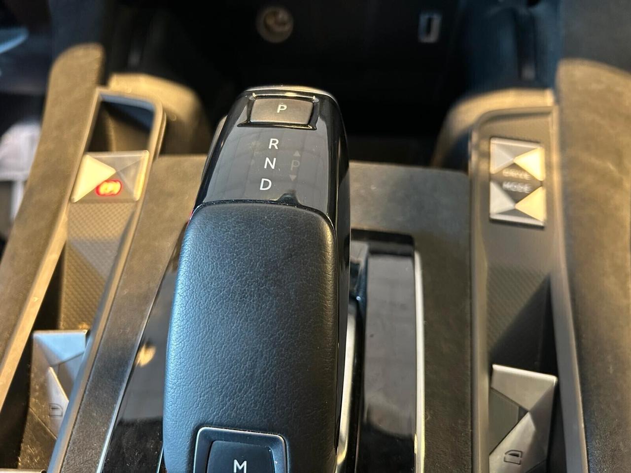 Ds DS 7 Crossback PERFORMANCE LINE BlueHDi 130 aut. plus SPOTICAR
