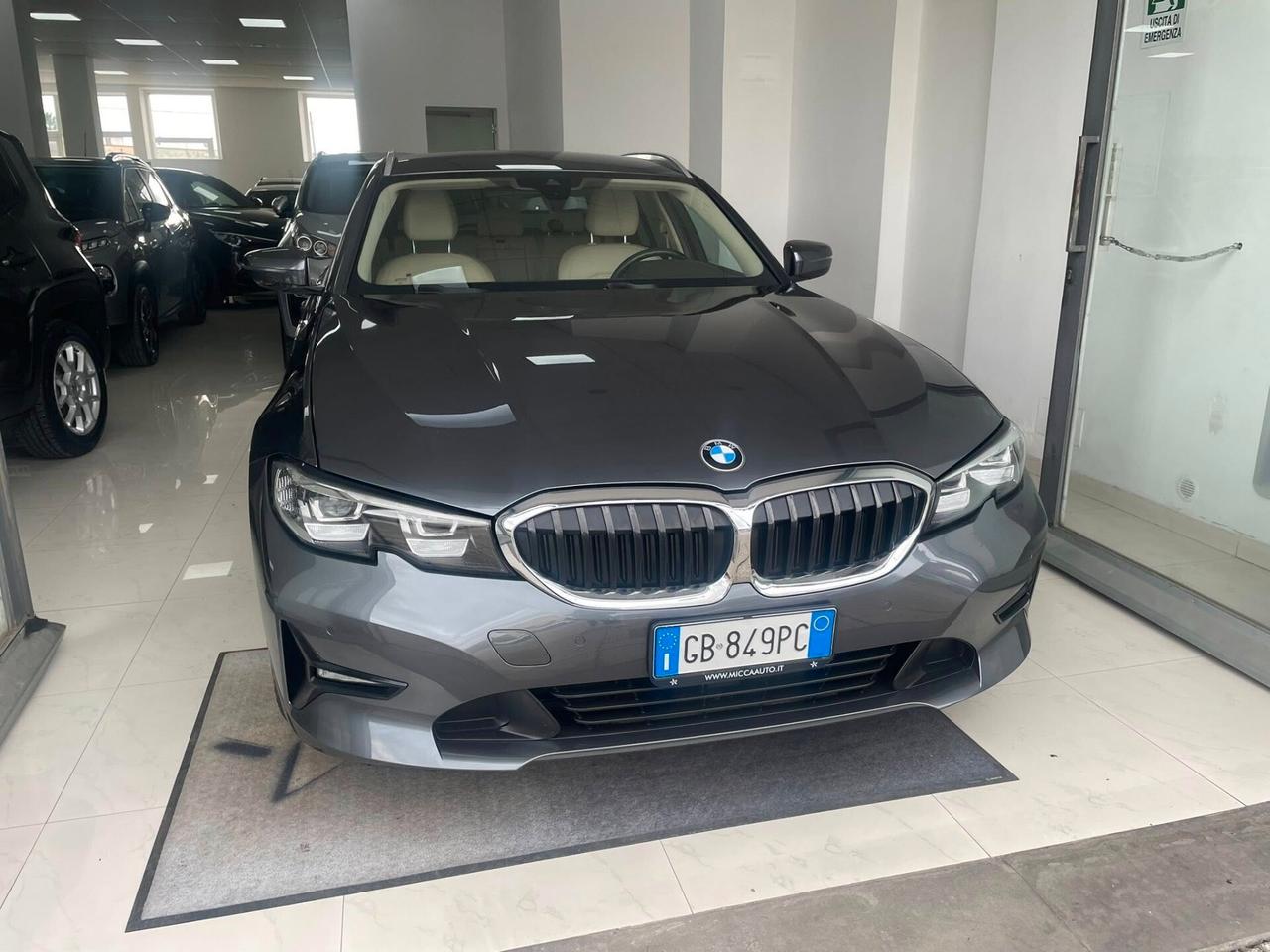 Bmw 318 318d Touring Business Advantage aut.