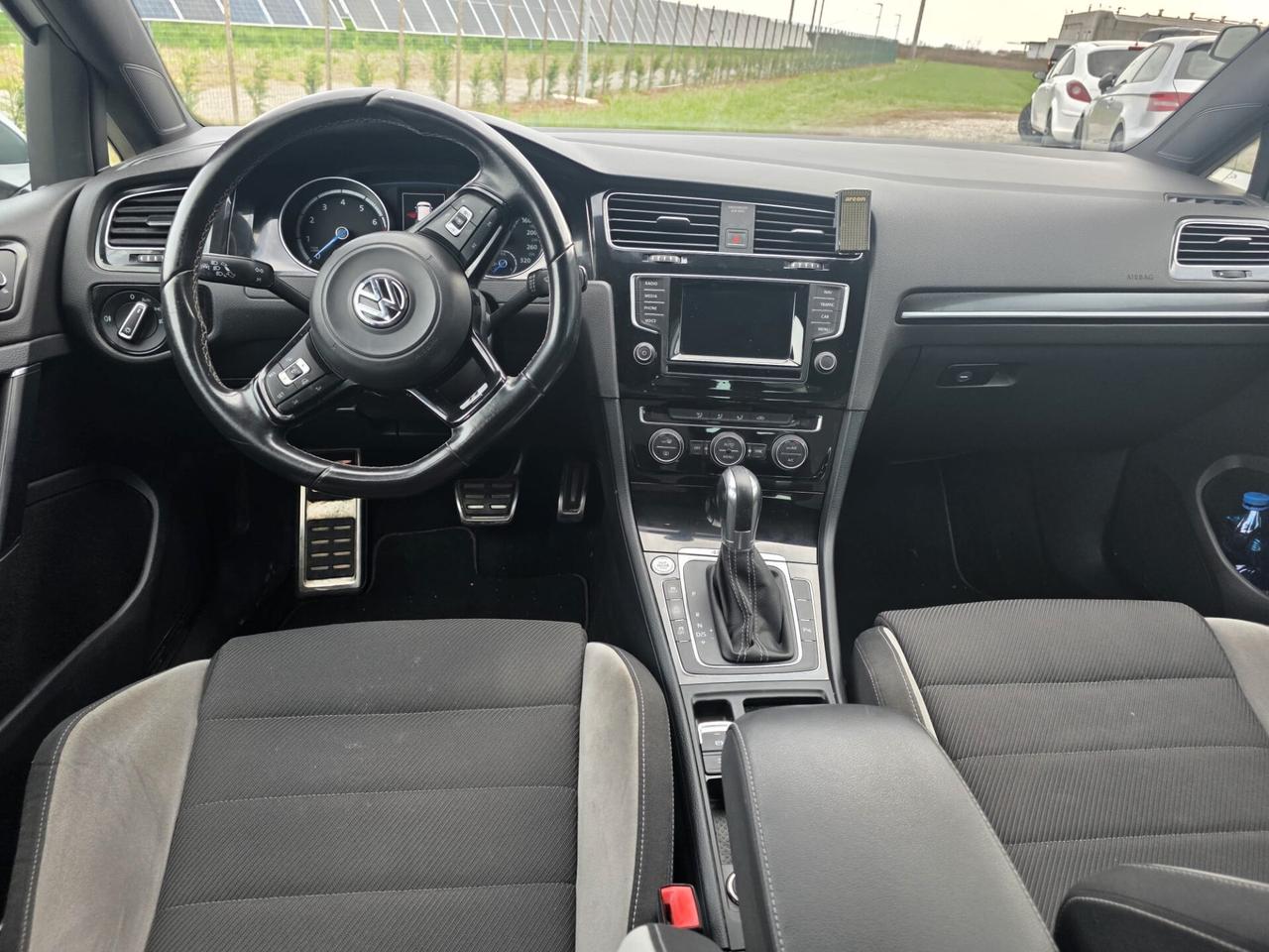 Volkswagen Golf GTI Performance 2.0 TSI DSG 5p. BlueMotion Technology