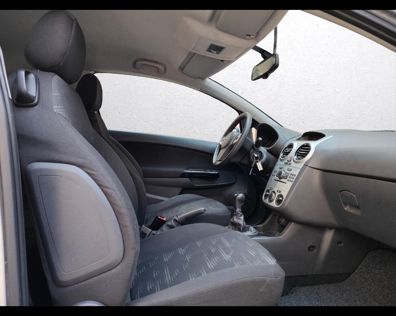 OPEL Corsa 4ª serie - Corsa 1.2 3 porte Club