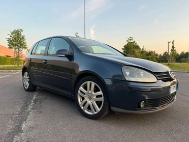 Volkswagen Golf 1.6 16V FSI 5p. Comfortline