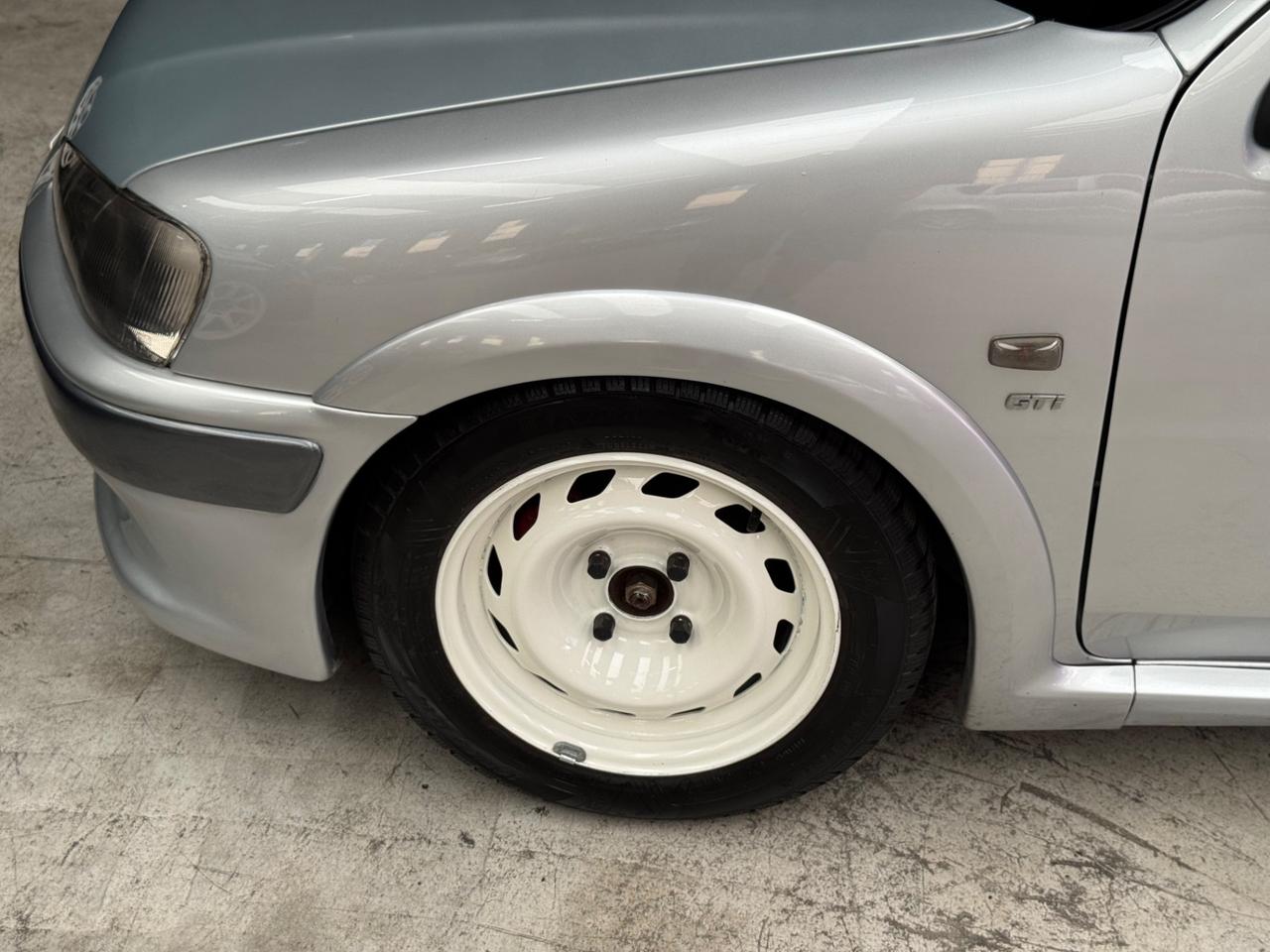Peugeot 106 1.6i 16V cat 3 porte Rallye