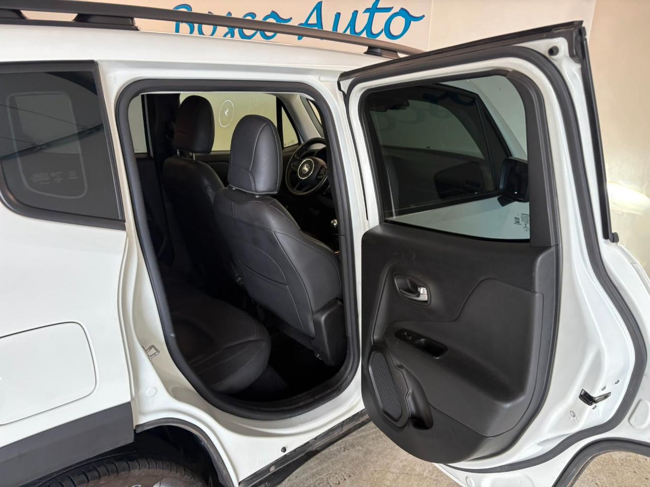 Jeep Renegade 1.6 Mjt 120 cv Night Eagle