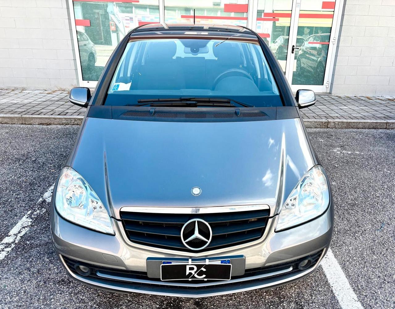 Mercedes classe A160 neopatentati