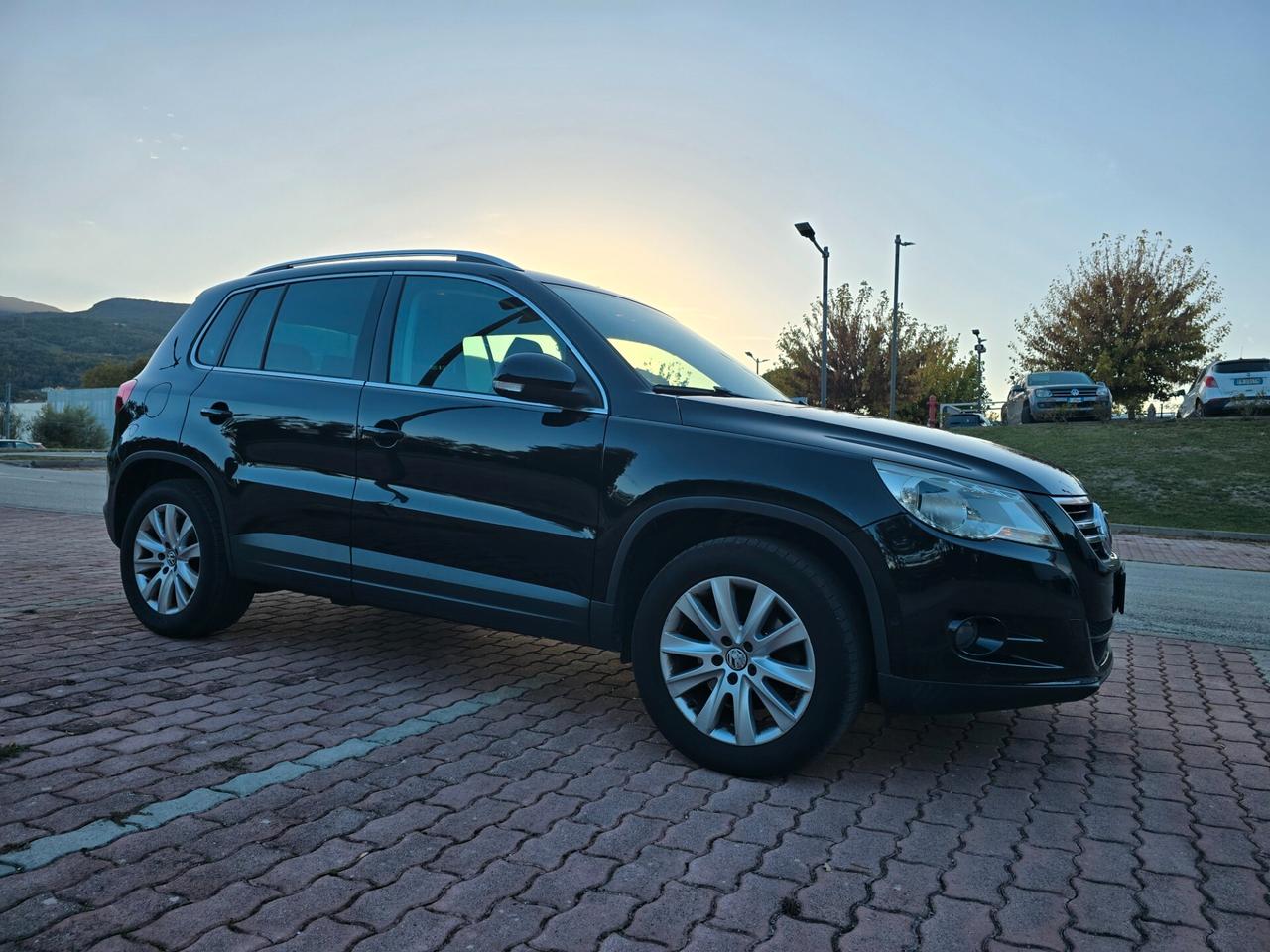 Volkswagen Tiguan 2.0 TDI DPF 4MOTION DSG R-Line