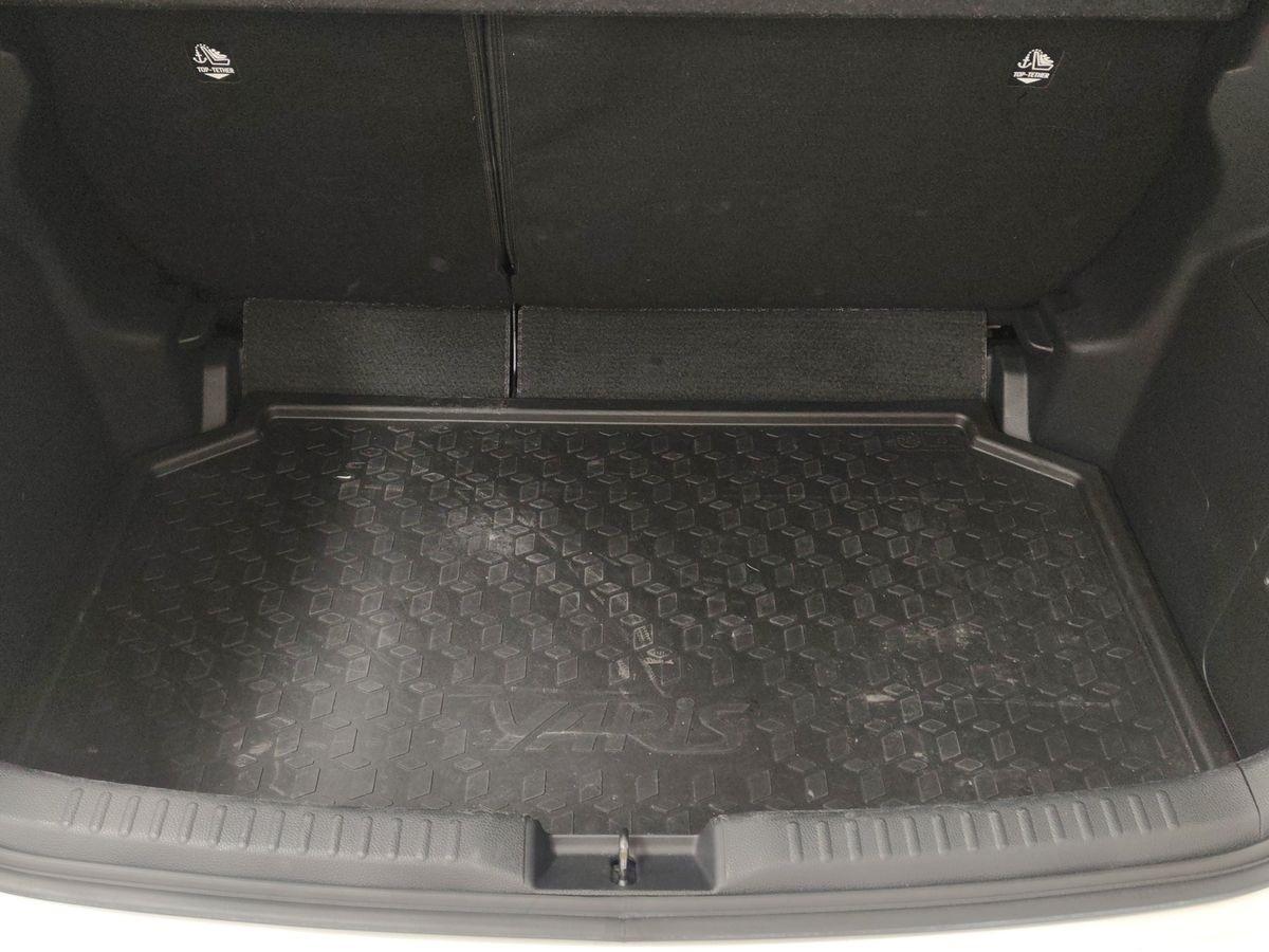 TOYOTA Yaris 4ª serie - Yaris 1.5 Hybrid 5 porte Business