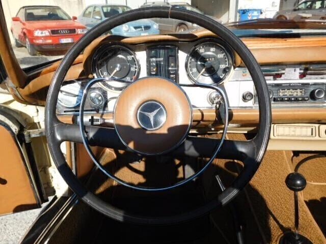 Mercedes sl 230 w113 pagoda da concorso - 1967