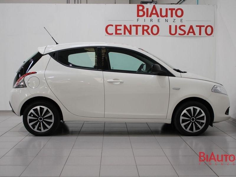 Lancia Ypsilon Ypsilon 1.2 69 CV 5 porte Elefantino
