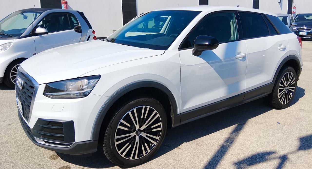 Audi Q2 1.6 TDI S TRONIC 110K KM!