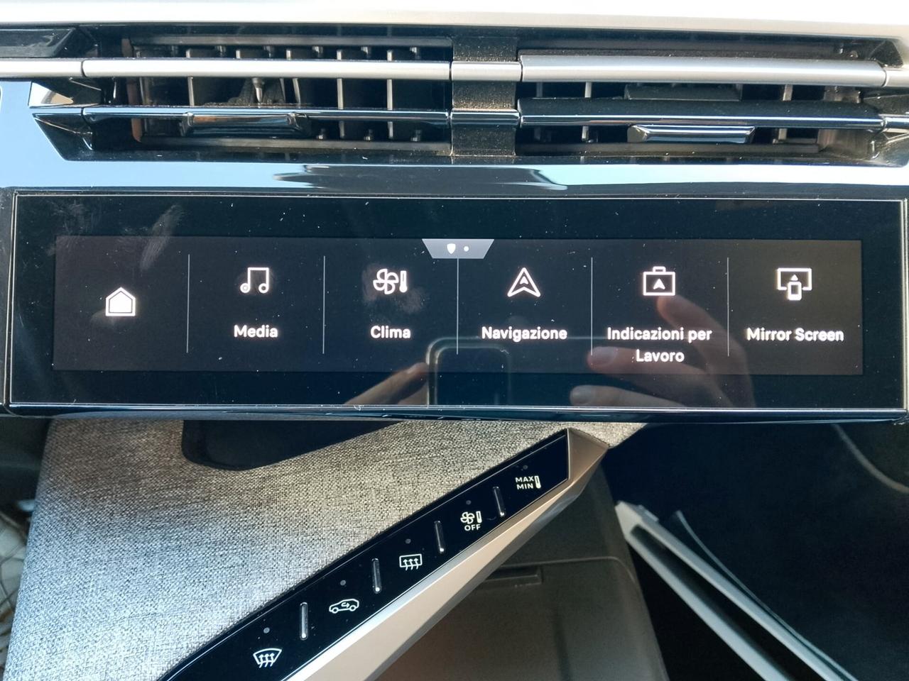 Peugeot 5008 Hybrid 145 e-DCS6 GT