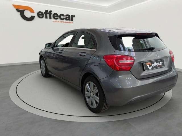 Mercedes-Benz A 180 Premium
