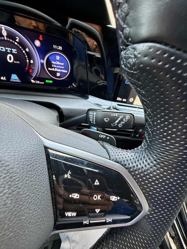 VOLKSWAGEN Golf 1.4 Plug-In Hybrid DSG GTE