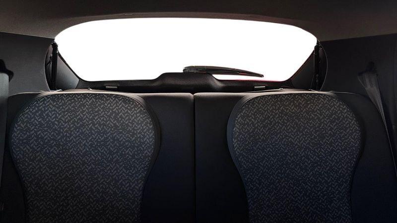 Lancia Ypsilon 1.0 firefly hybrid Gold s&s 70cv 5 Porte 1.0 FireFly Hybrid 70cv Gold S&S