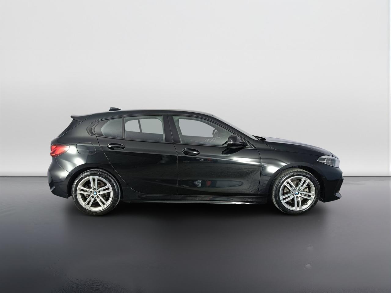 BMW Serie 1 F40 - 118d Msport auto