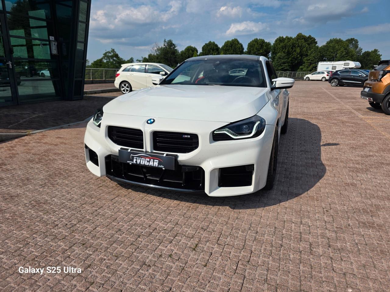 M2 full optional valutiamo usato