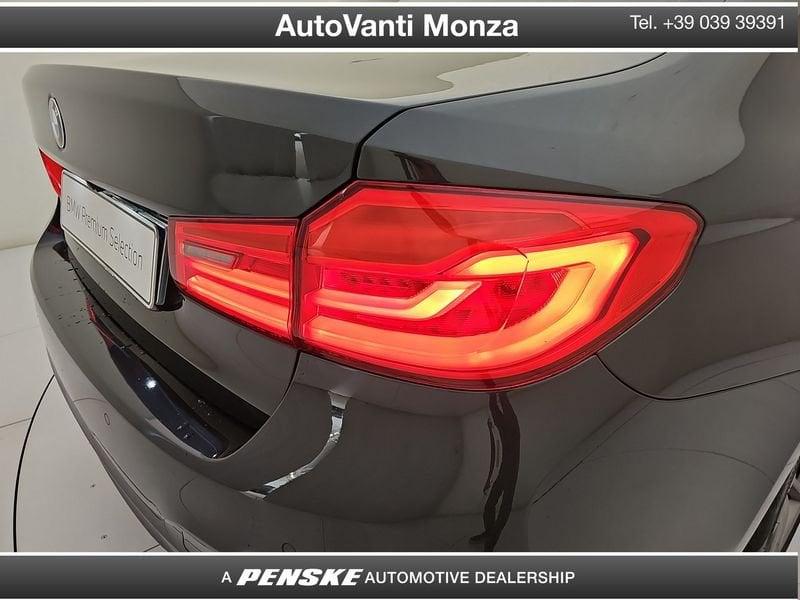 BMW Serie 5 518d 48V Msport