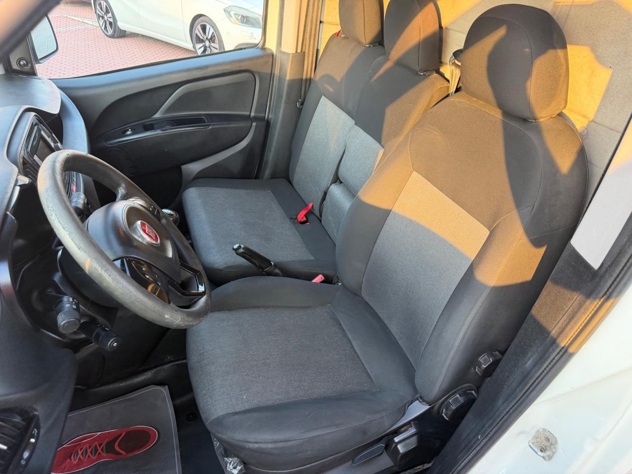 FIAT Doblò 1.6 MJT 105CV PC-TN Cargo Lamierato SX 3 Posti