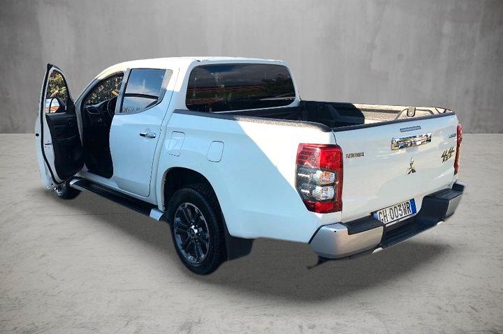 Mitsubishi L200 Double Cab L200 d.cab 2.3d Intense 4wd 150cv auto