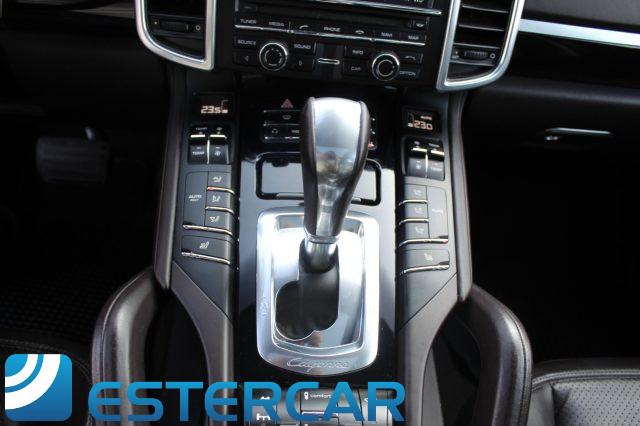 PORSCHE Cayenne 3.0 Diesel TETTO