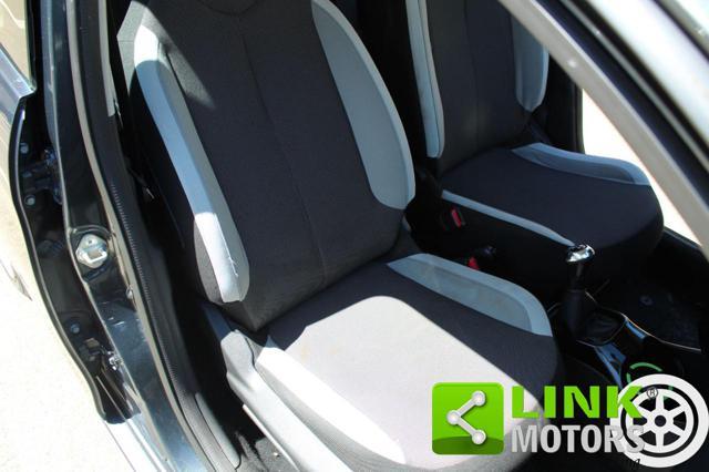 TOYOTA Aygo 1.0 VVT-i 69 CV 5 porte x-play Unico Proprietario