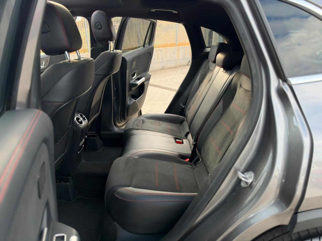 MERCEDES GLA 200D PREMIUM AMG 150CV