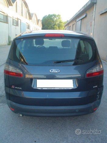 Ford S-Max 1.8 TDCi 125CV