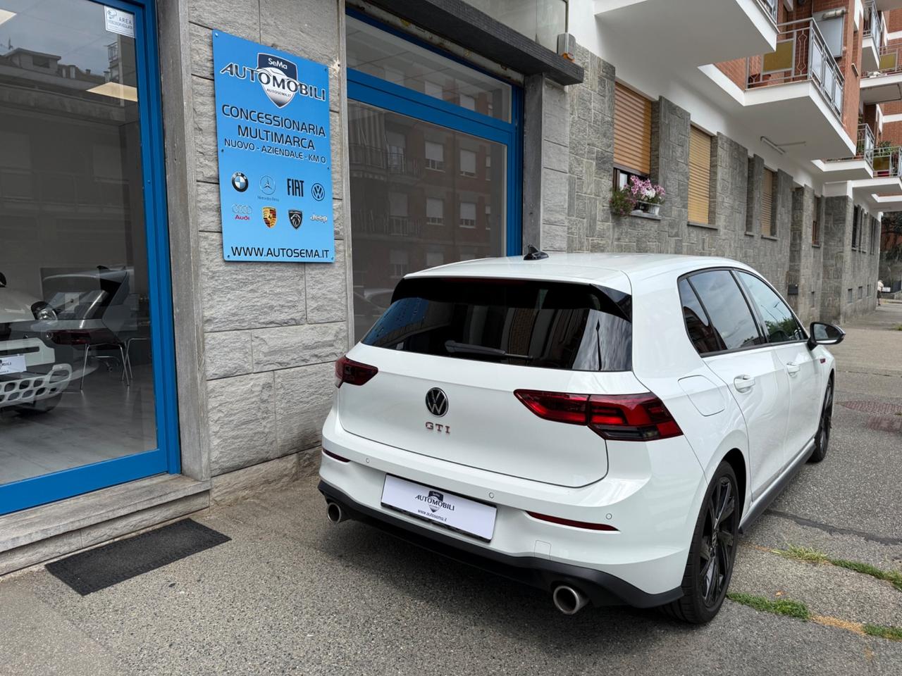 Volkswagen Golf GTI 2.0 TSI DSG PERFORMANCE