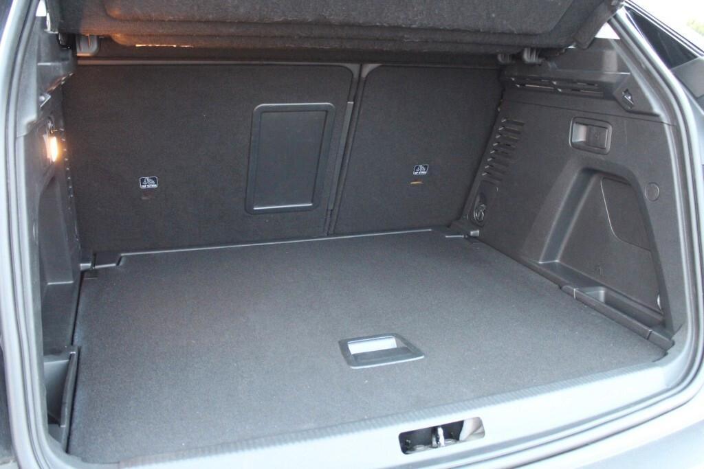 Peugeot 3008 BlueHDi 150cv *Camera *Pelle
