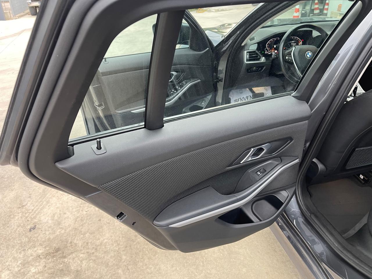 Bmw 320D 48V Touring Business Advantage