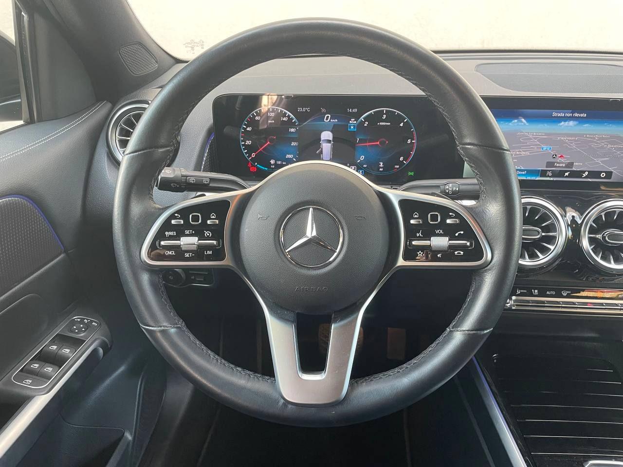 Mercedes-Benz GLB - X247 2019 - GLB 200 d Sport Plus auto