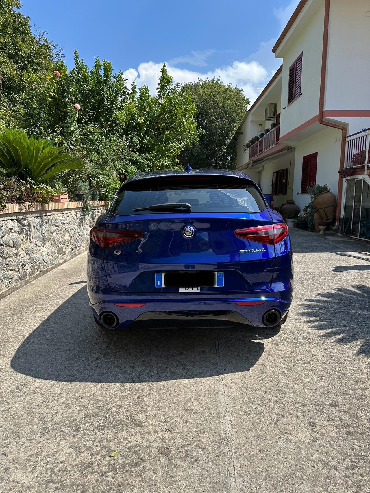 Alfa Romeo Stelvio 2.2 Turbodiesel 190 CV AT8 Q4 Business