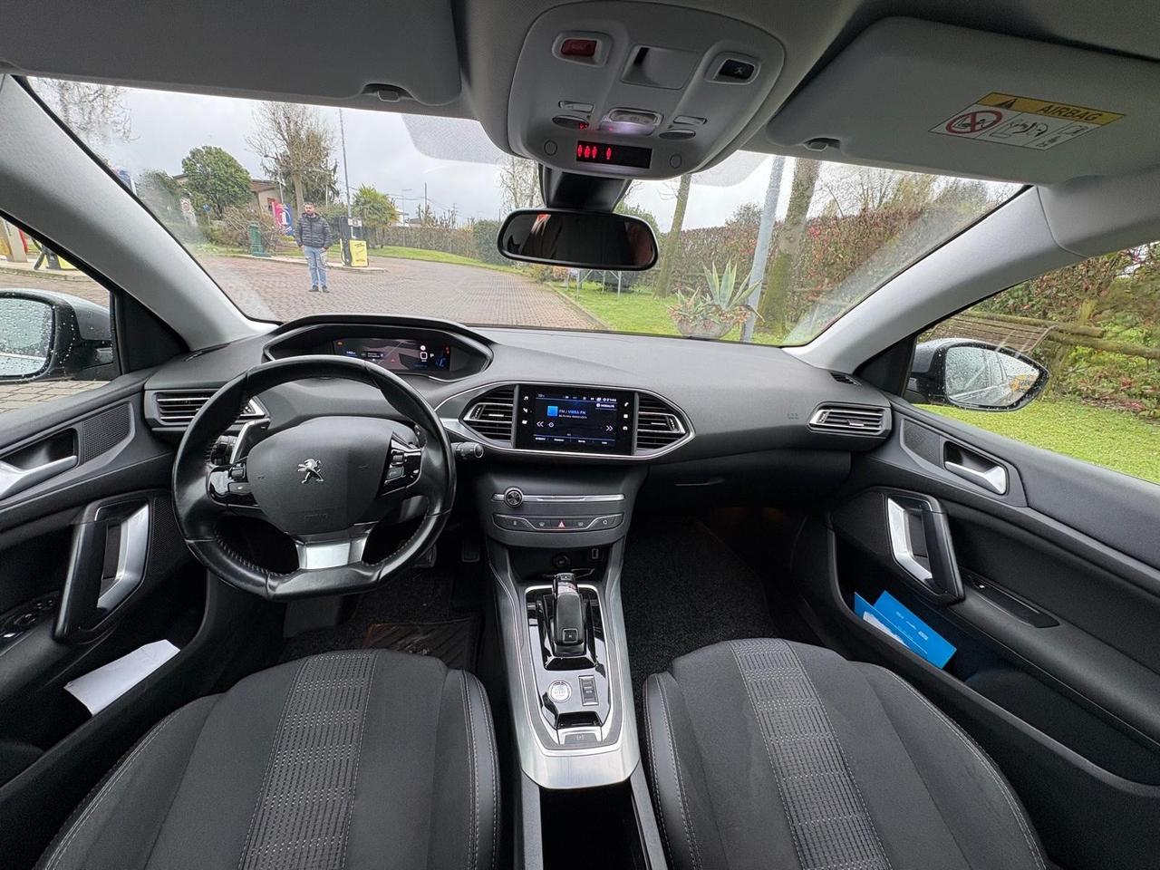 Peugeot 308 diesel 1.5 FULLOPTIONAL