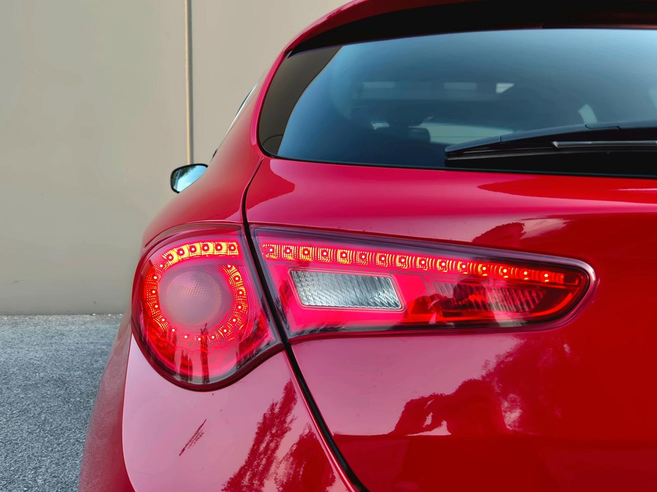 Alfa Romeo Giulietta 1.4 Turbo MultiAir TCT Exclusive