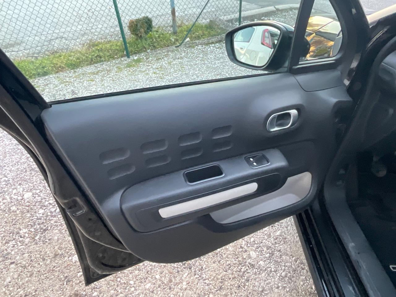 Citroen C3 PureTech 82 Shine