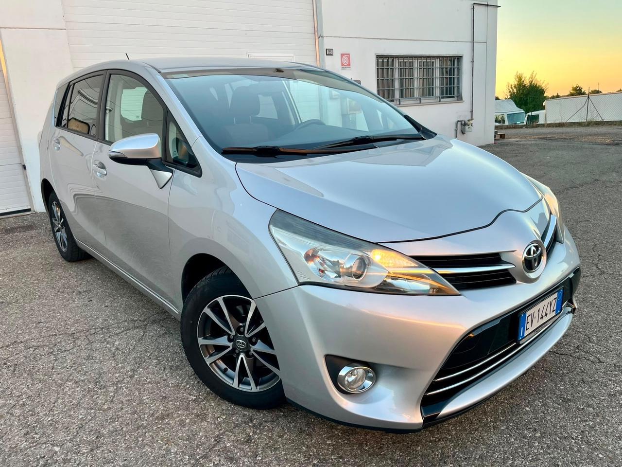 Toyota Verso 2.0d4d 2014 169.000km 7 posti perfetta