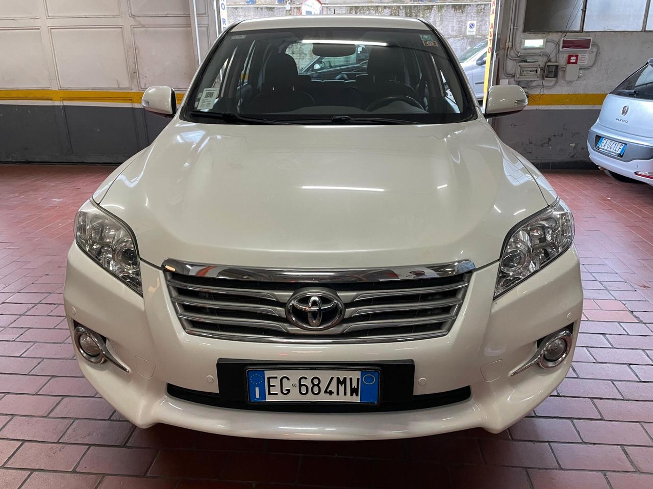 Toyota RAV 4 RAV4 Crossover 2.2 D-4D 150 CV DPF Exclusive